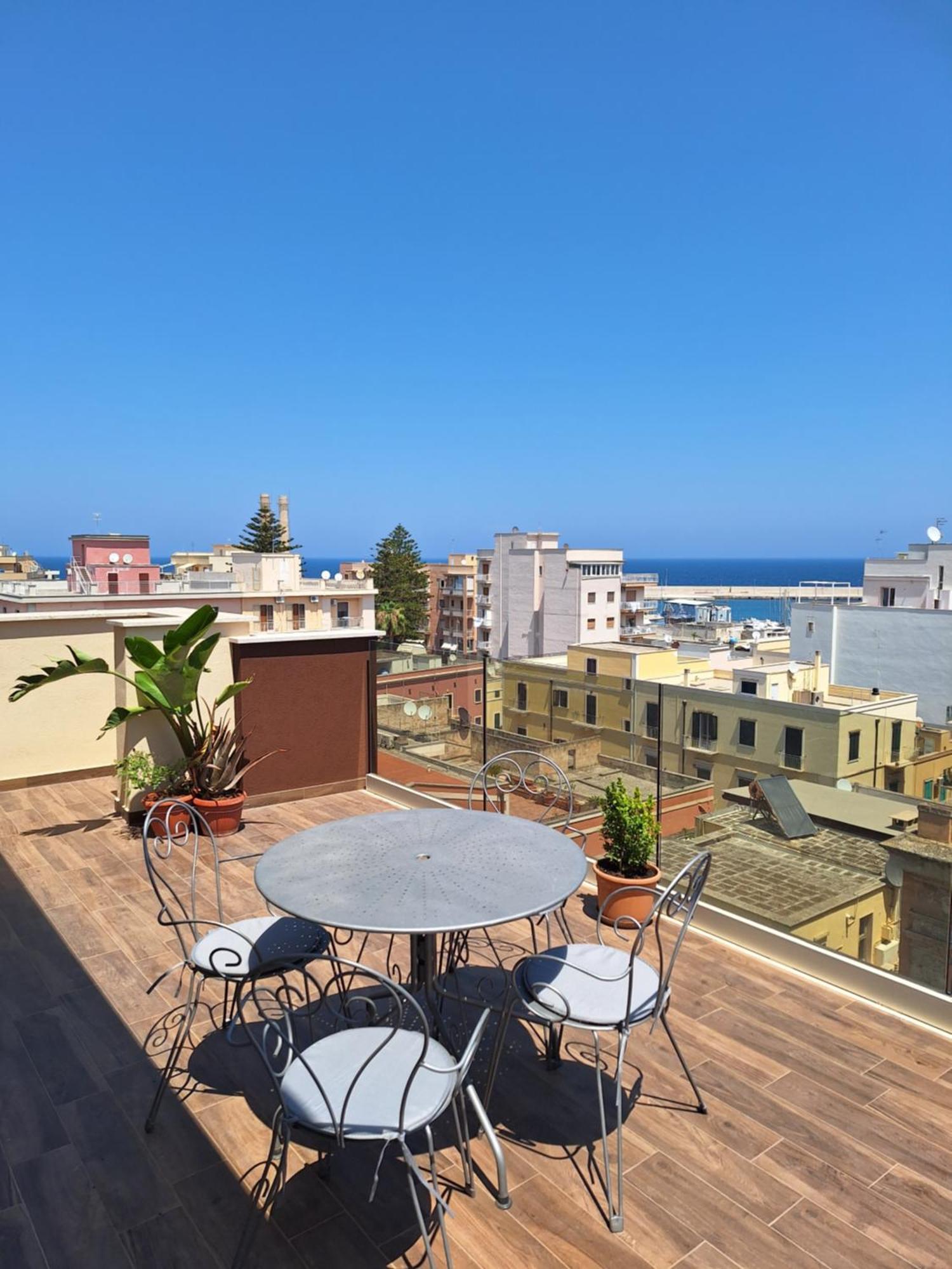 فندق Vistamare House مونوبولي المظهر الخارجي الصورة